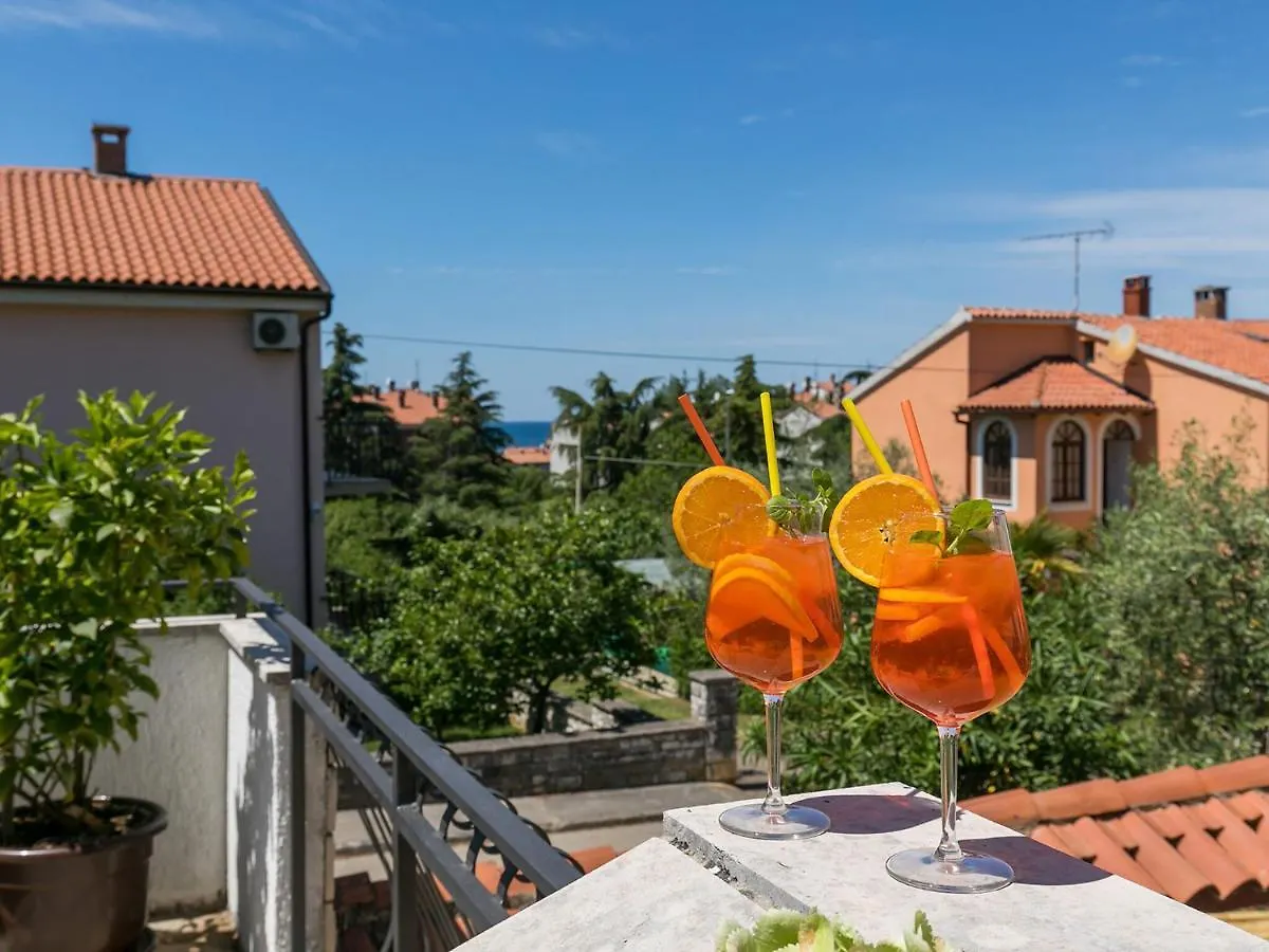 Apartment Loredana Porec 0*,  Croatia