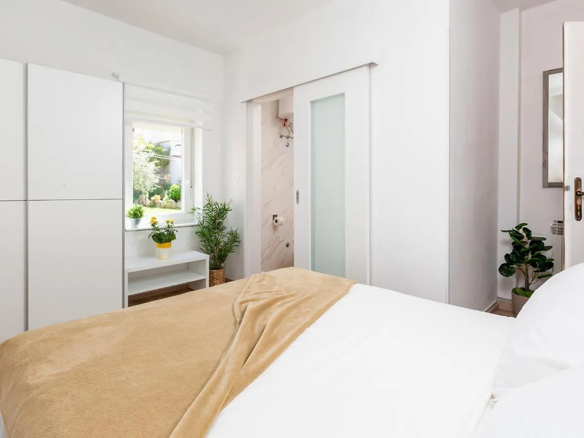 Apartment Loredana Porec